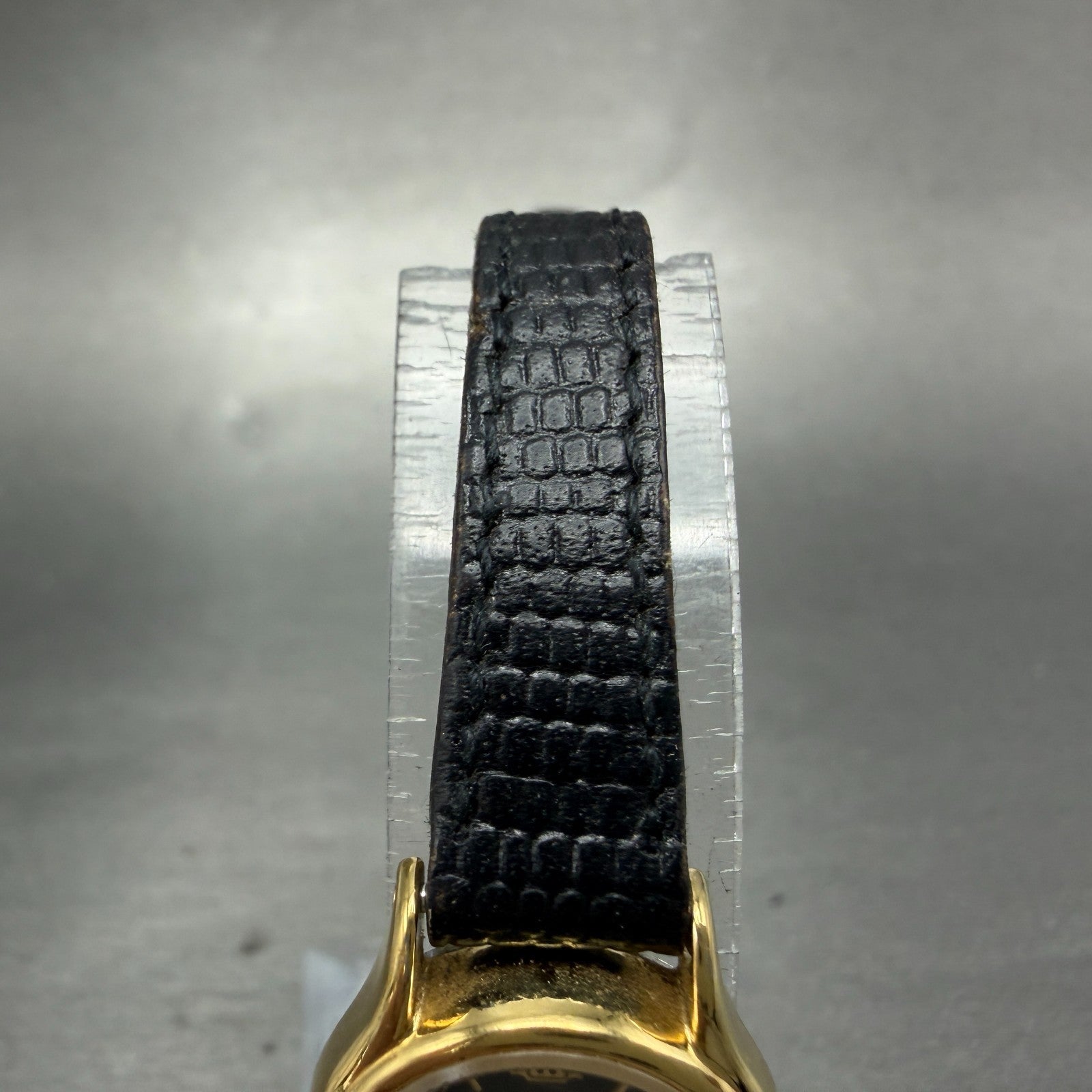 Seiko Watch Women 20mm Black Dial Gold Tone Round Vintage 2y01-0a10 New Battery4