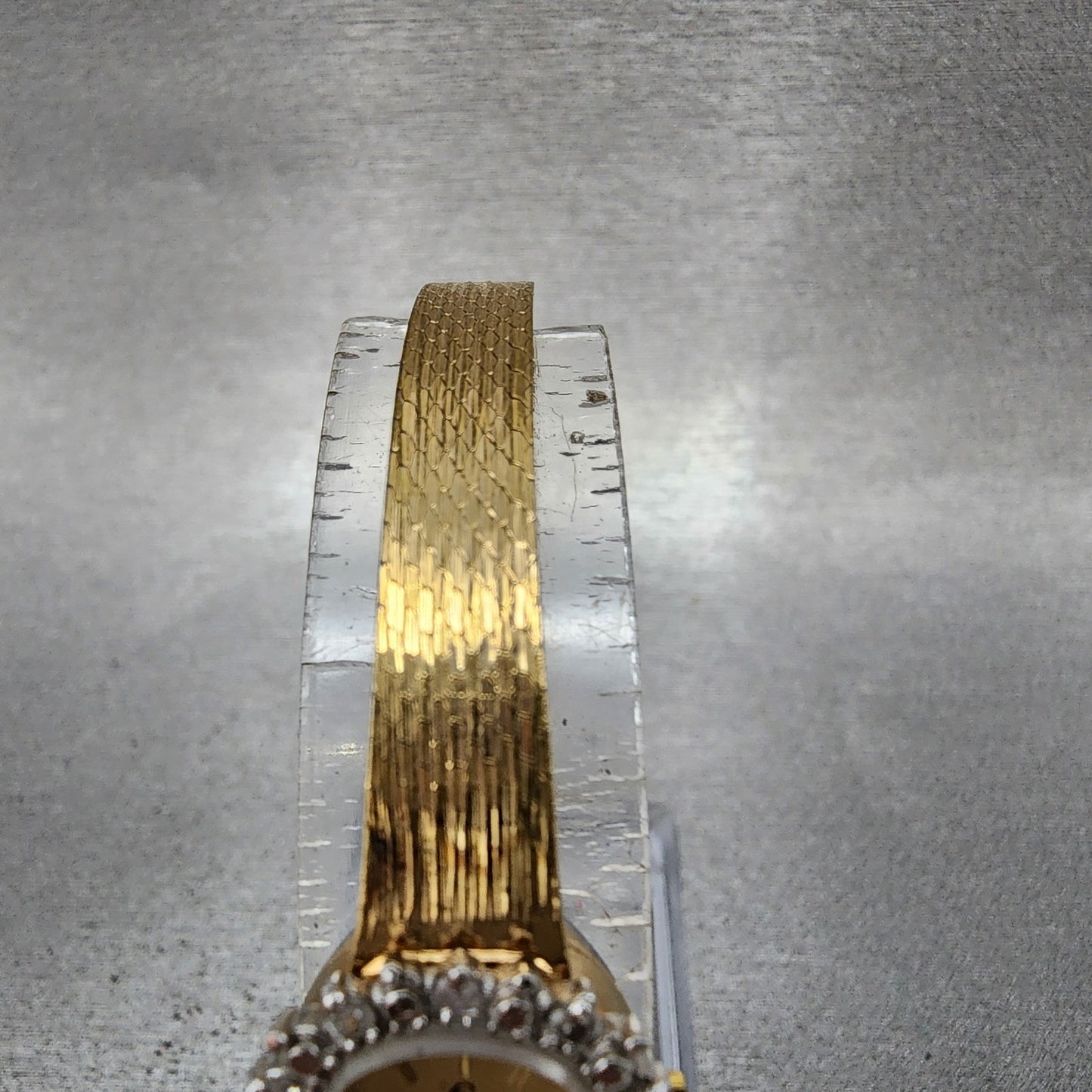 Elgin Watch Women 15mm Champagne Dial Gold Tone Oval Diamond bezel New Battery4