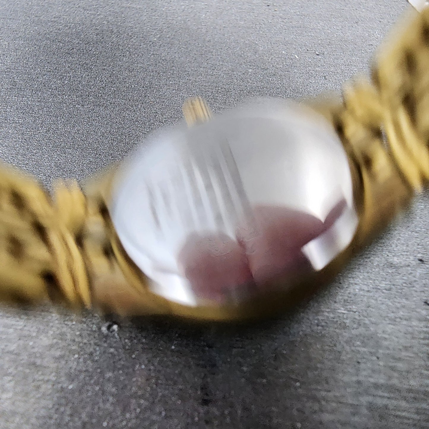 Citizen Elegance Watch Women 25mm MOP Dial Gold Tone Date 1010H14339 NewBattery9