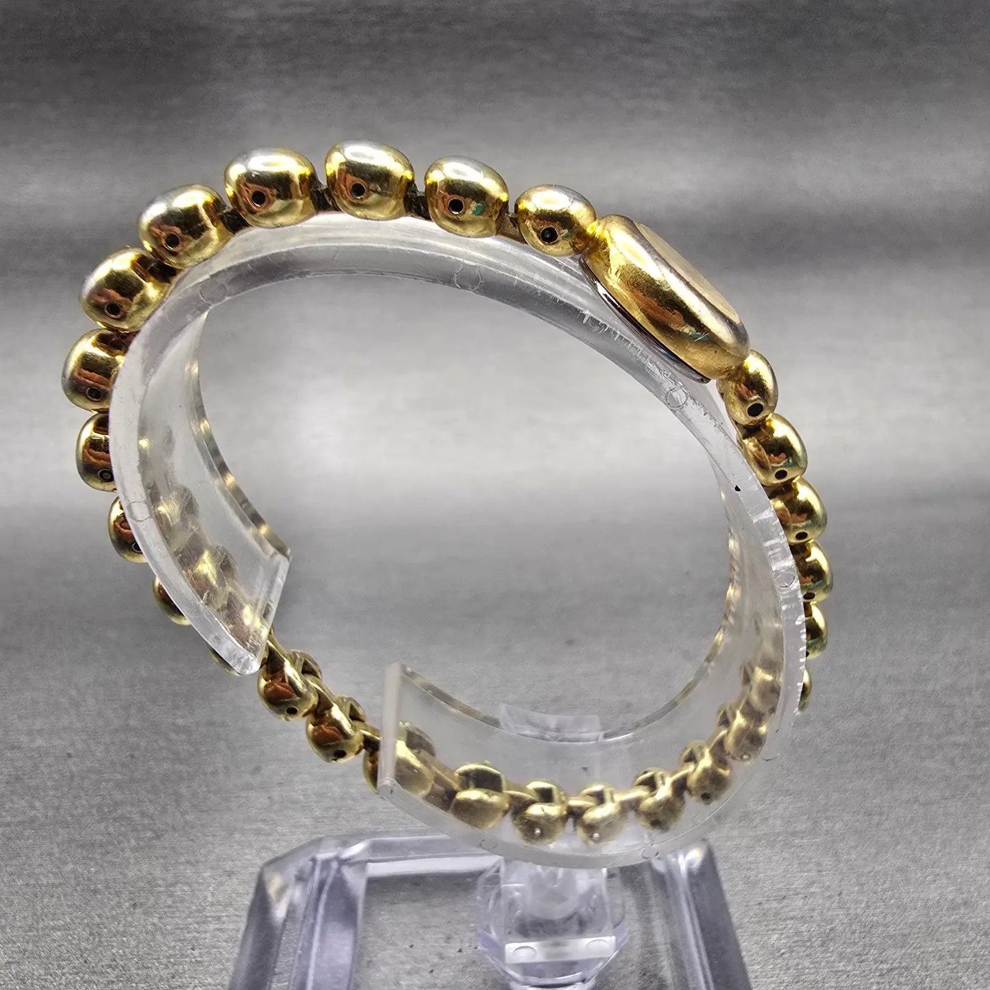 Seiko Watch Women 14mm Champagne Dial Gold Tone Round 1E20-0079 New Battery VTG8