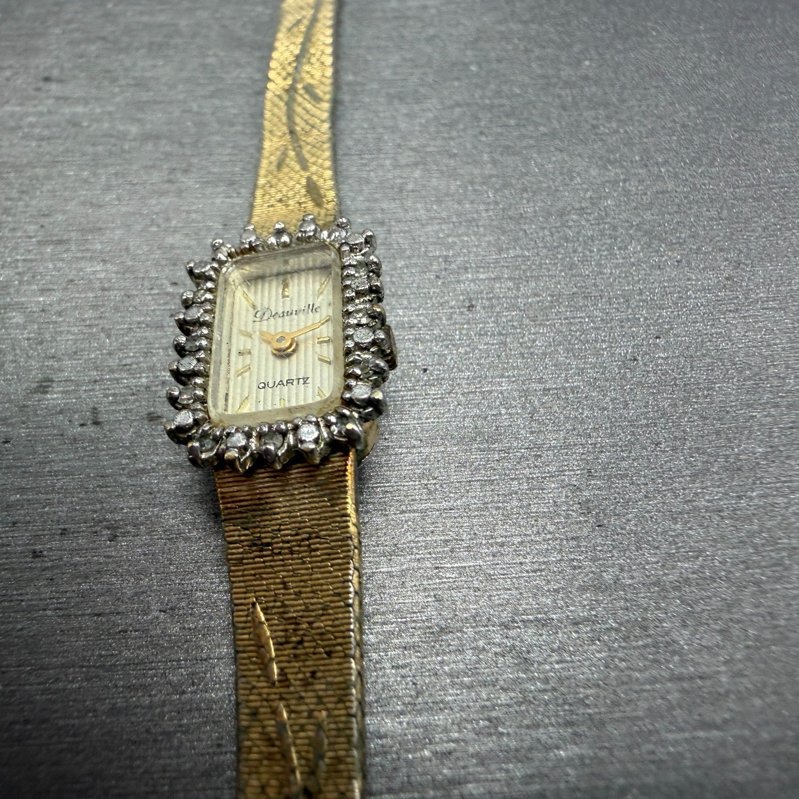Armitron Deauville Watch Women 12mm Gold Tone Diamond Bezel BROKEN!! New Battery3