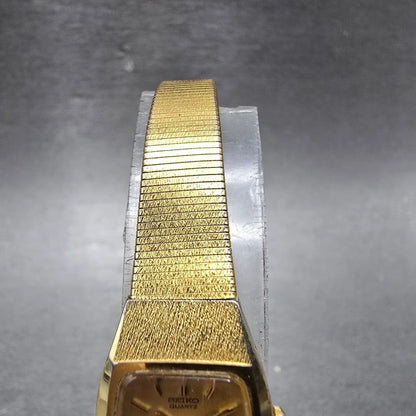 Seiko Watch Women 17mm Gold Dial Gold Tone Oval 2C20-6450 New Battery Vintage4