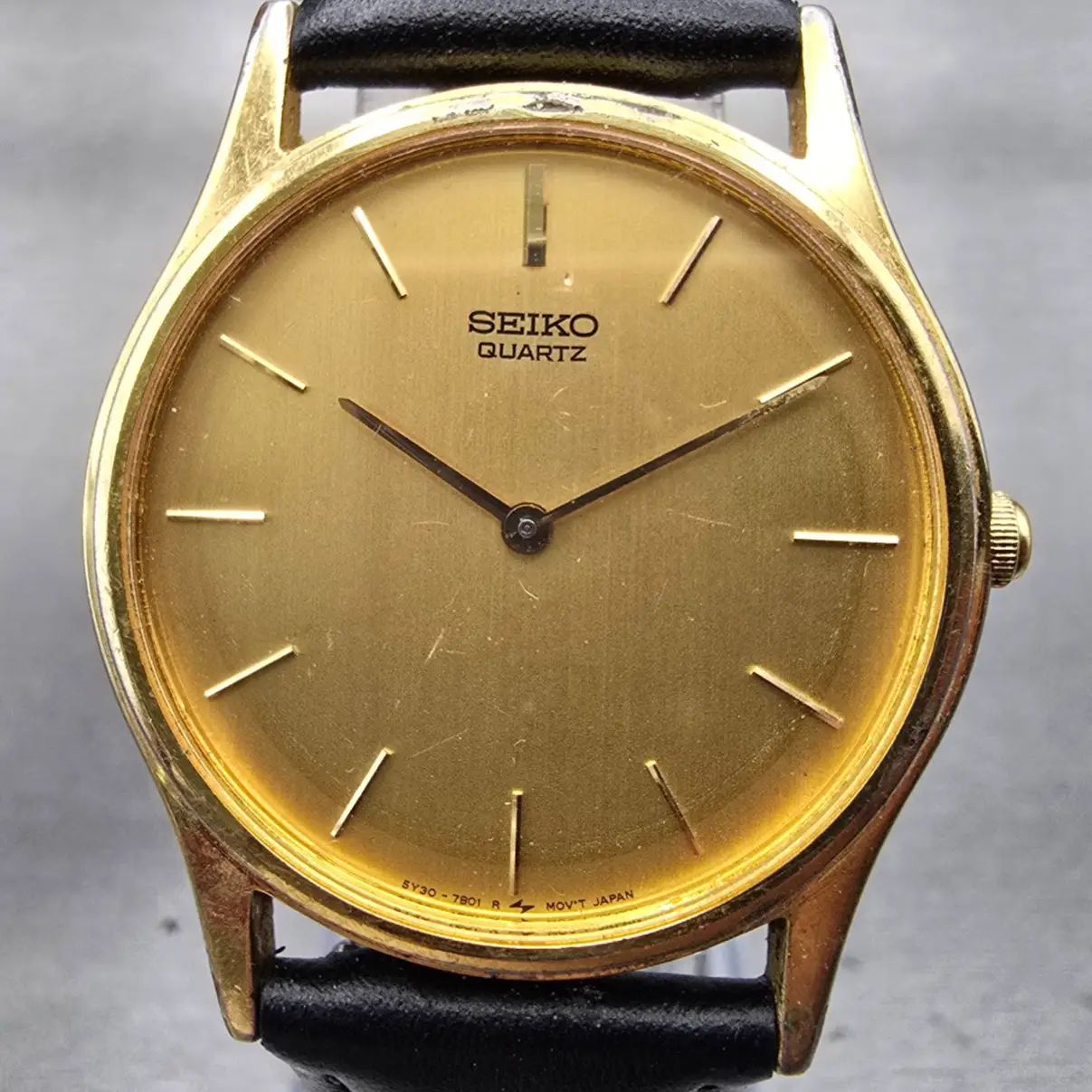 Seiko Watch Men 32mm Gold Dial Gold Tone Round 5Y30-7A71 New Battery Vintage1