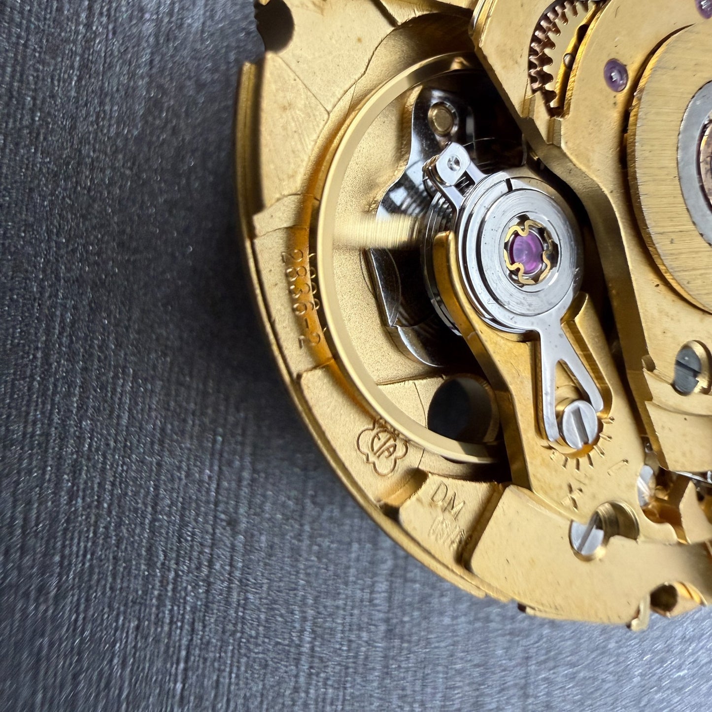 ETA 2836-2 Movement 25 Jewels Automatic 3 Hand Swiss4