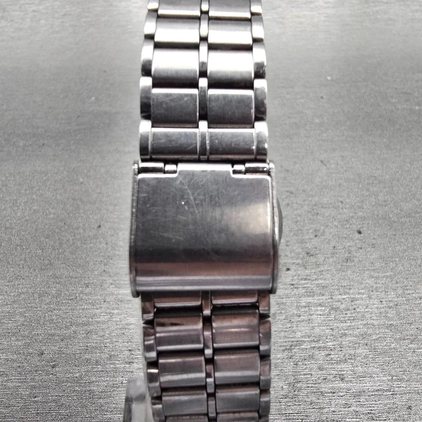 Alba Aqua Gear Dive Watch Women 31mm White Dial Steel Date V782-0060 New Battery7
