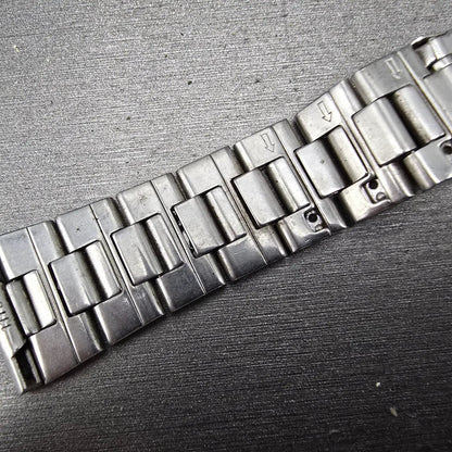 Seiko SQ Bracelet 19mm Stainless Steel Silver Tone Tri Folding Clasp VTG 111S7