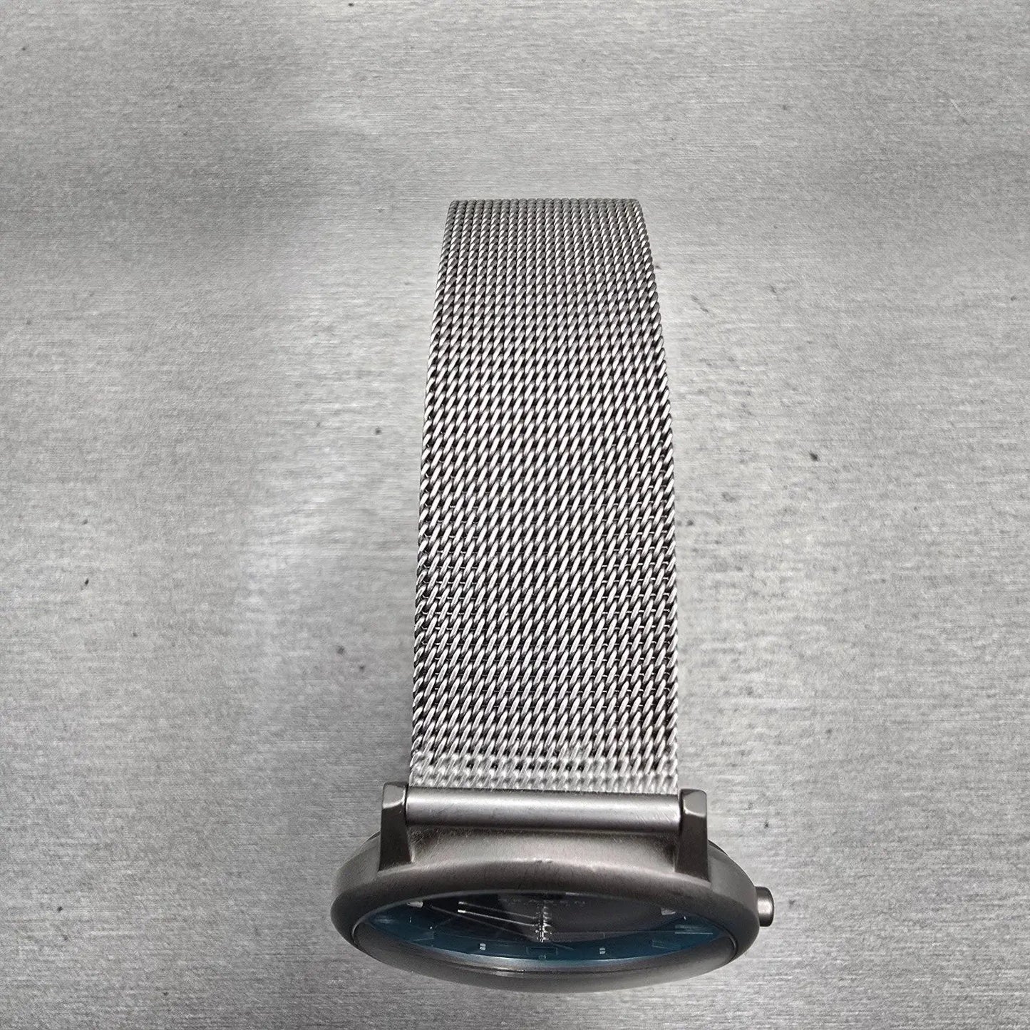 Skagen Watch Men 34mm Gray Dial Titanium Date Round 170LTTM New Battery Mesh4