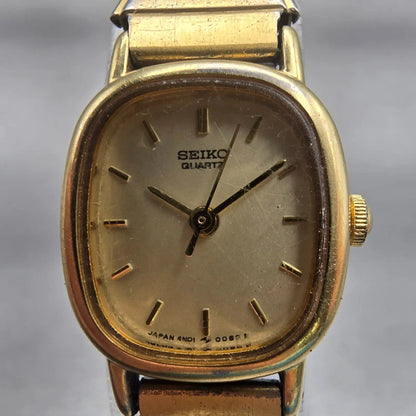 Seiko Watch Women 17mm Champagne Dial Gold Tone Oval 4N01-5019 New Battery VTG1