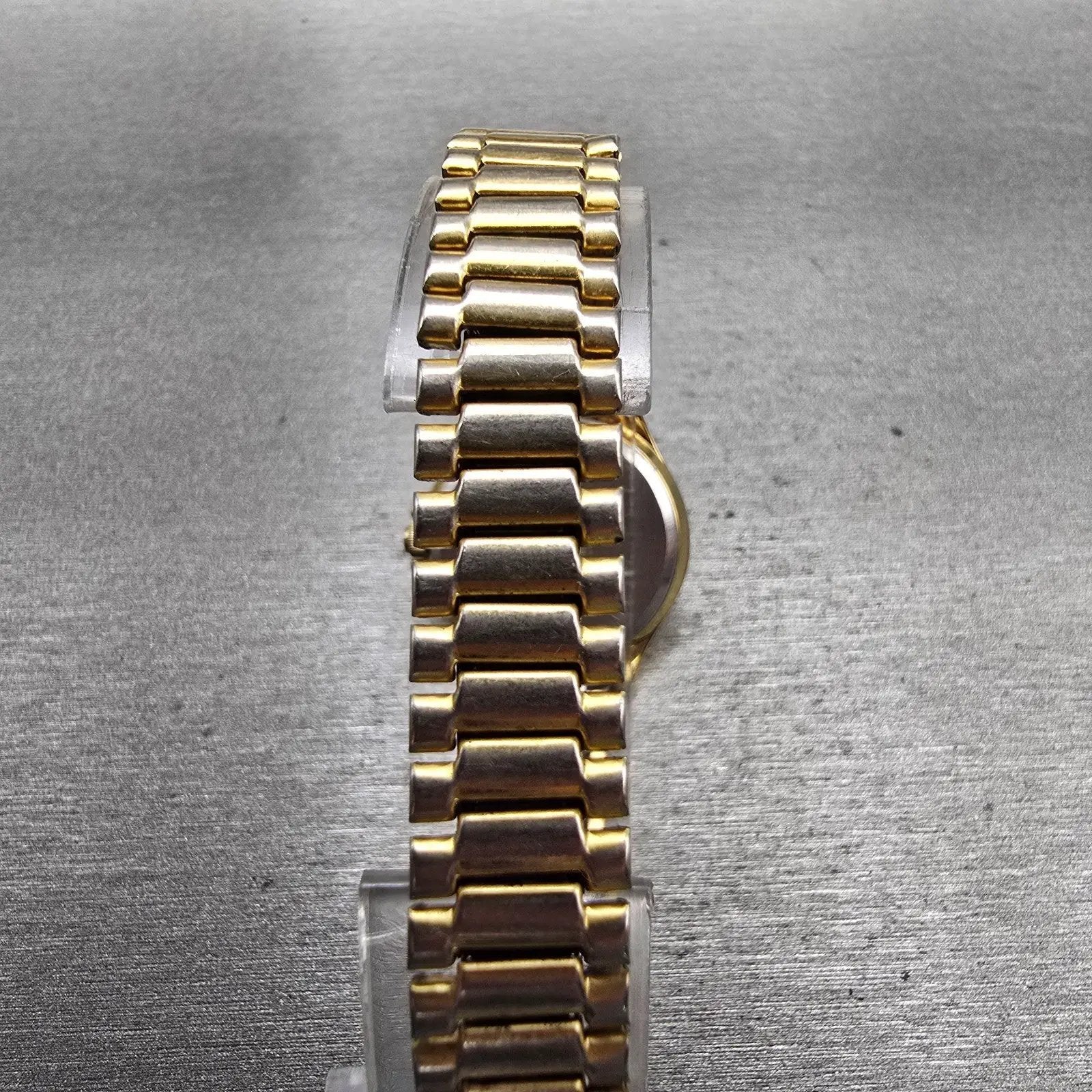 Citizen Watch Women 25mm Gold Dial Gold Tone Daydate Round 6000-S27182 New Batt7