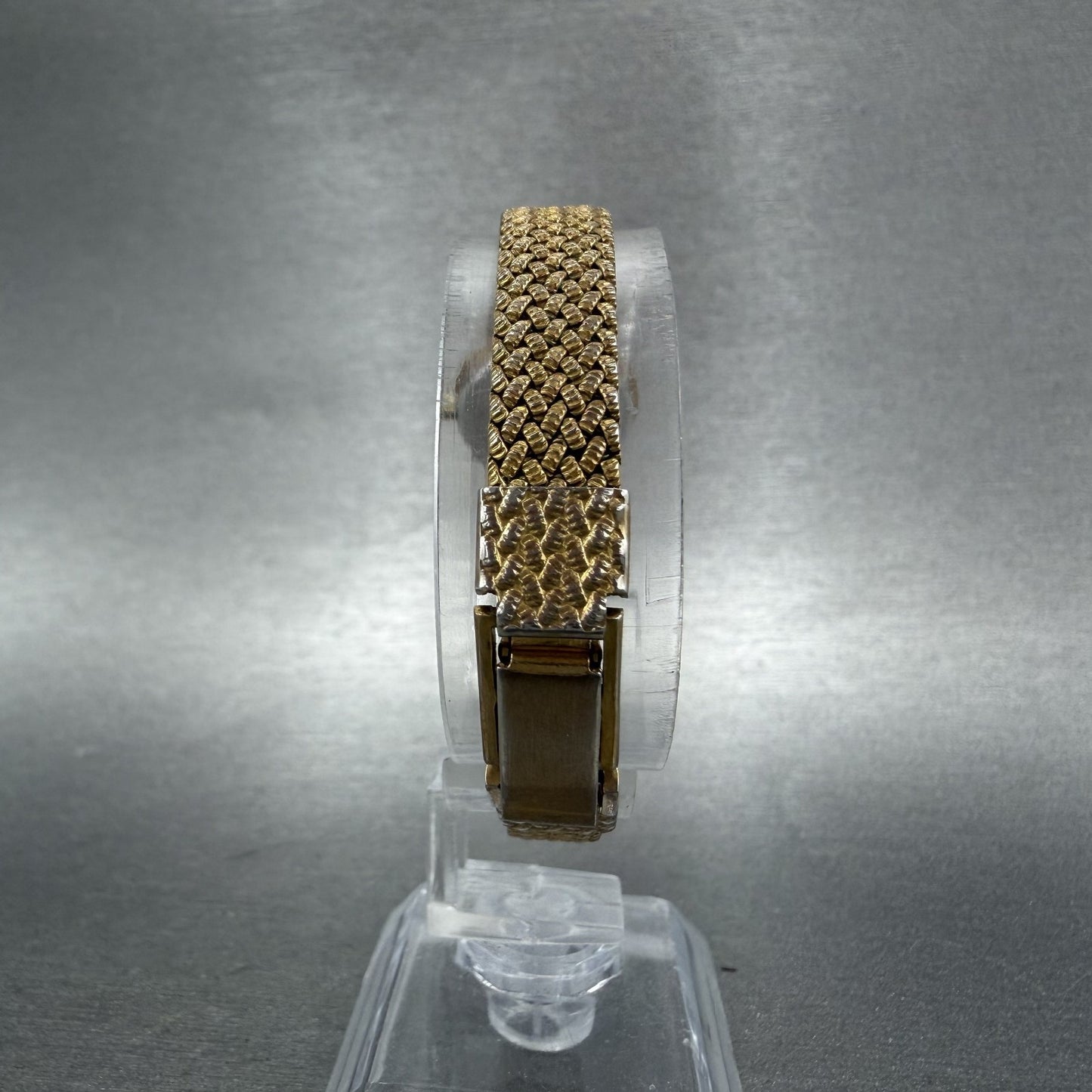 Bulova Watch Women 19mm Black Dial Gold Tone Round Mesh Band P7 New Battery VTG7