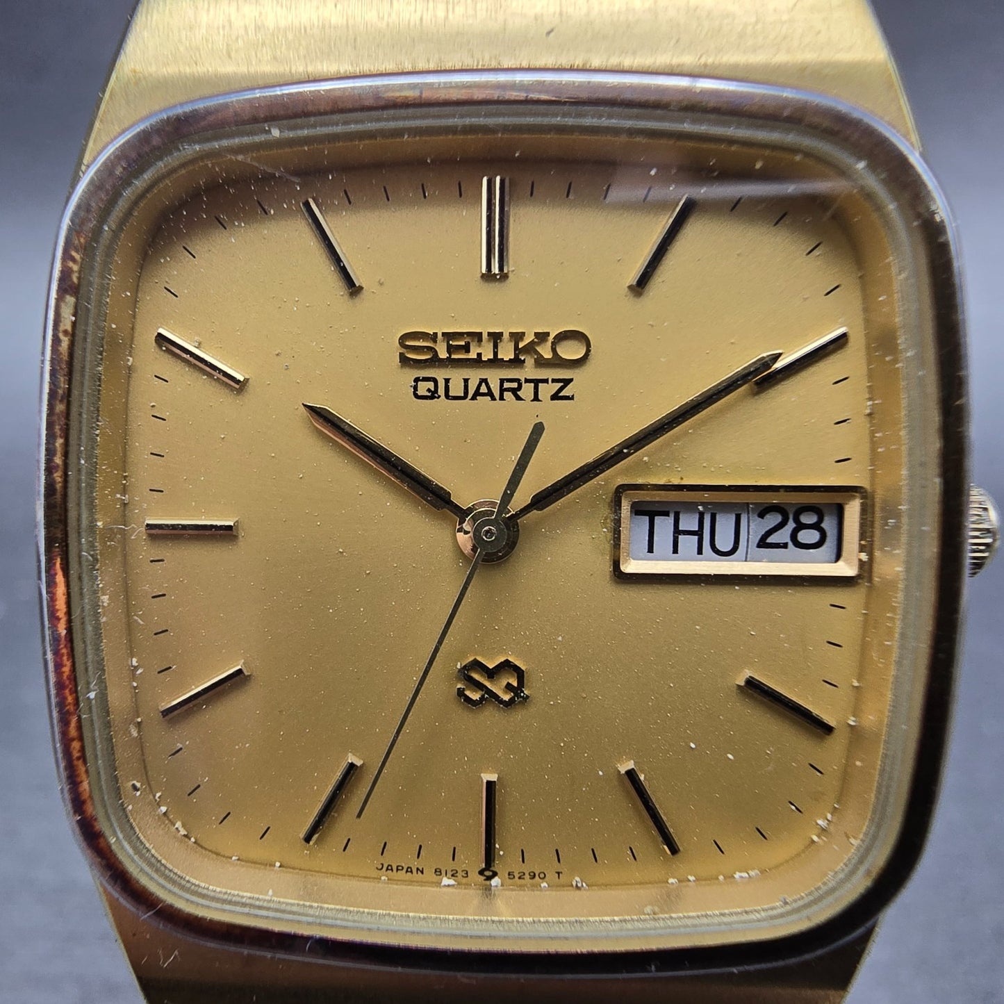 Seiko SQ Watch Men 32mm Champagne Dial Gold Tone Daydate 8123-5259 PARTS Vintage2