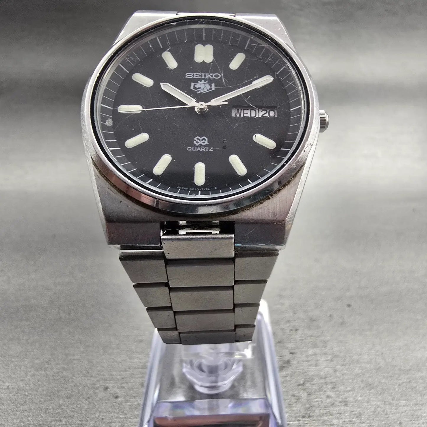 Seiko SQ Watch Men 36mm Black Dial Silver Tone Daydate Round 8223-7150 New Batt5