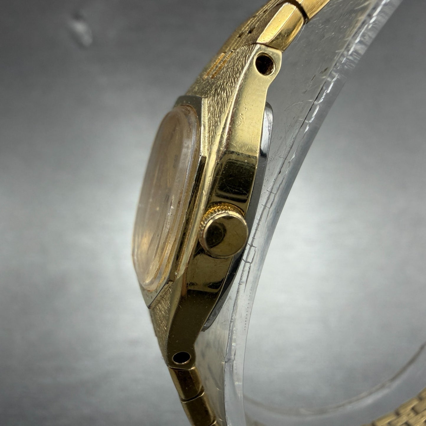 Seiko Watch Women 17mm Champagne Dial Gold Tone Rectangle 2C20-5749 New BatteryF2