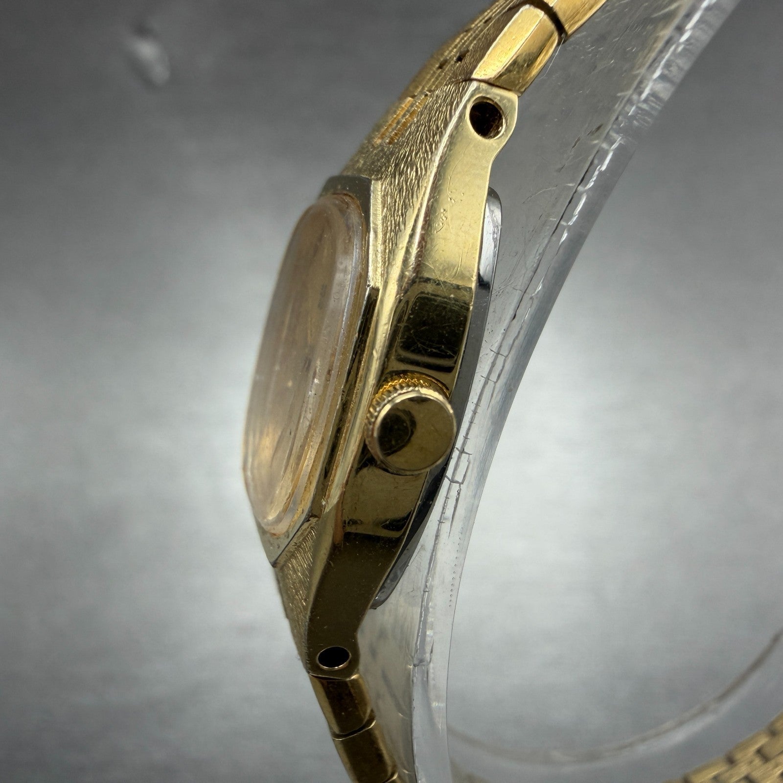 Seiko Watch Women 17mm Champagne Dial Gold Tone Rectangle 2C20-5749 New BatteryF2