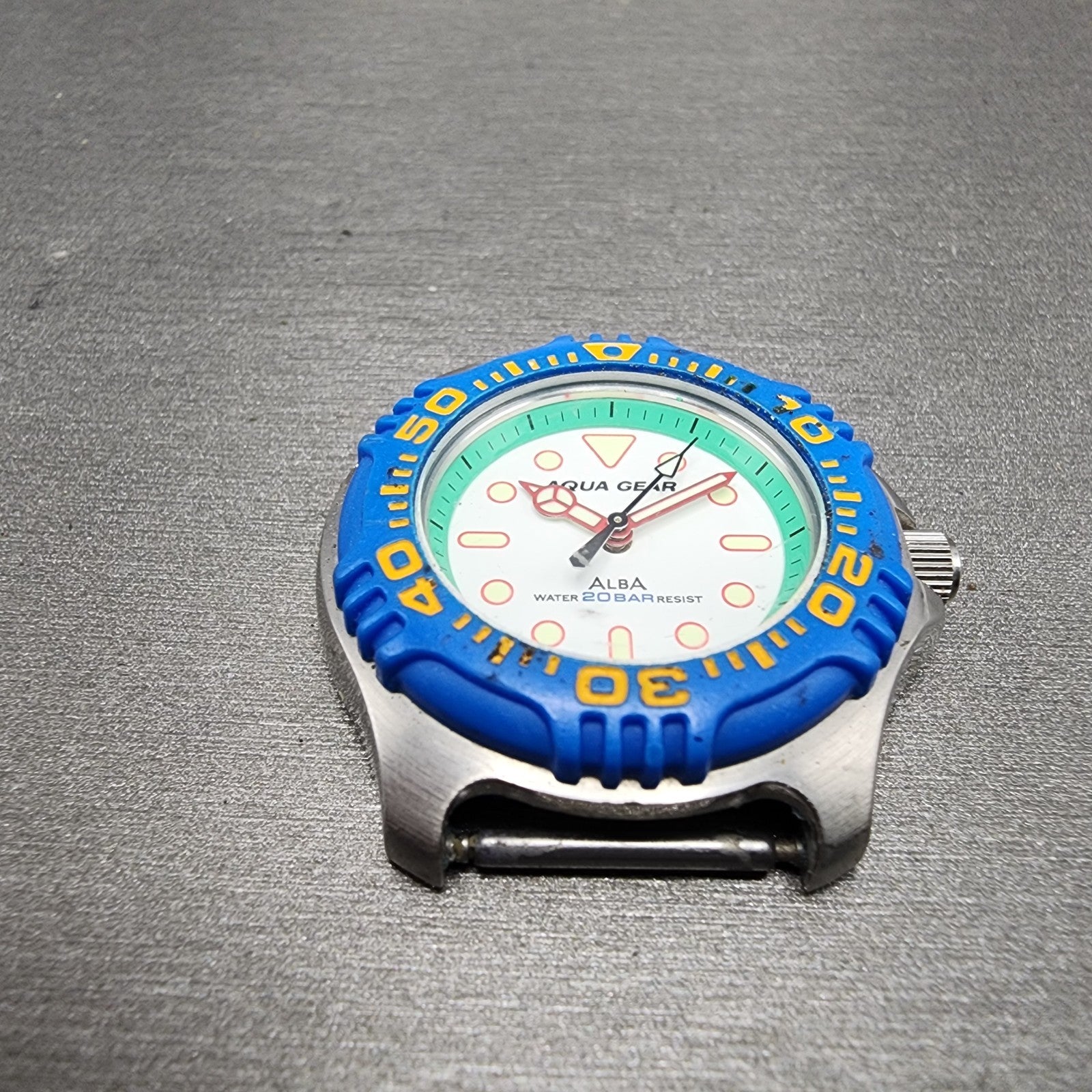 ALBA Aqua gear Dive Watch Women 32mm White Dial Silver Tone Round New battery2