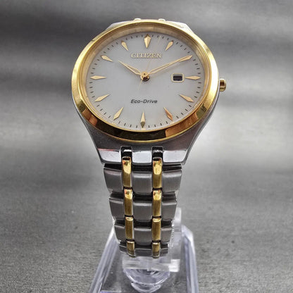 Citizen Eco-Drive Watch Women 32mm White Dial Two Tone Date E011-R008129 Works5