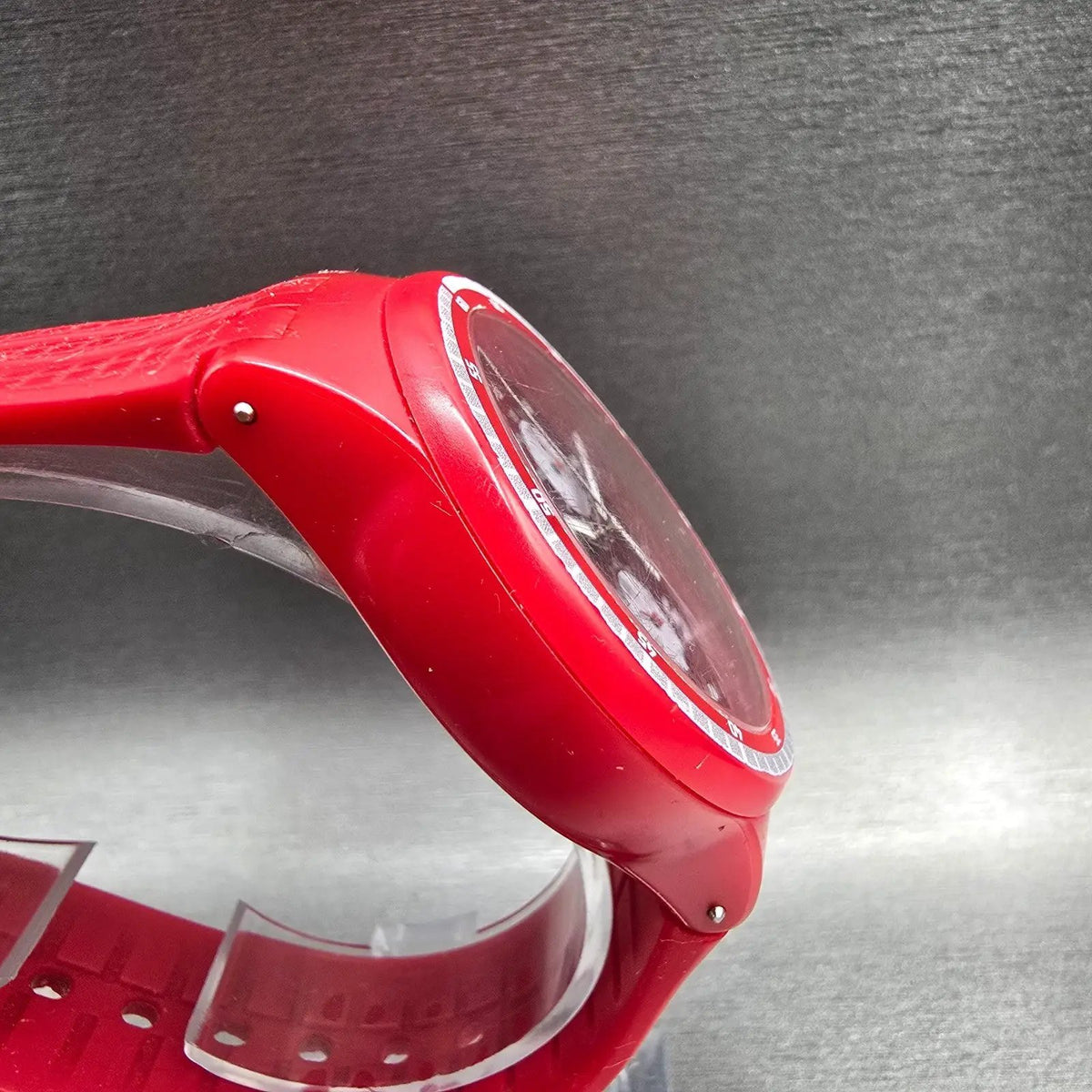 Swatch Spremuta Watch Men 42mm Red White Chronograph Date SUSR403 New Battery3