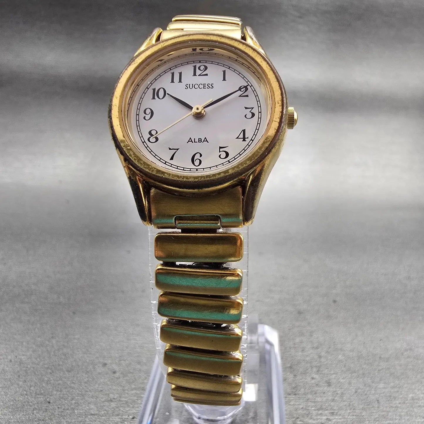 Seiko Alba Success Watch Women 25mm White Dial Gold Tone Round V701-1L70 NewBat5