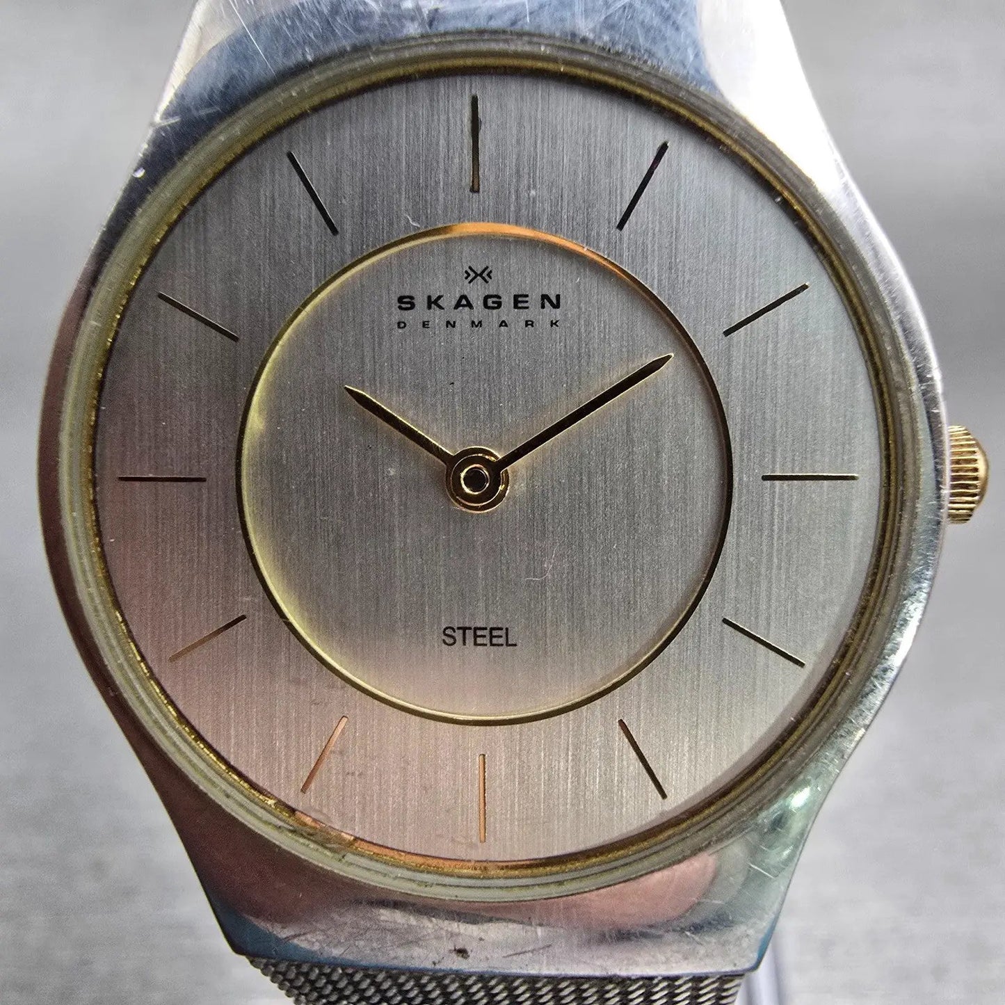 Skagen Slimline Watch Women 28mm Silver Dial Silver Tone Round 233SGSC New Batt1