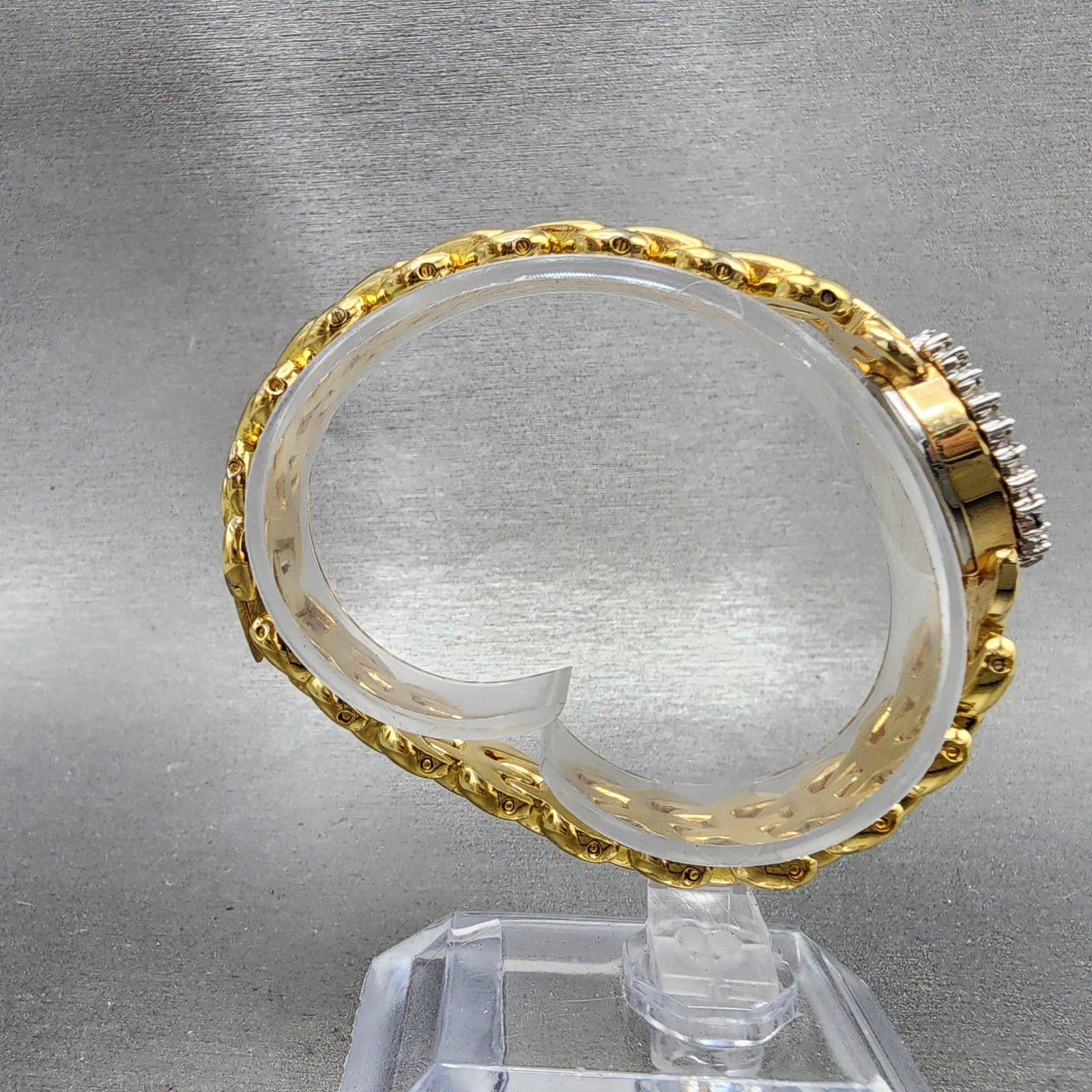 Gruen Watch Women 17mm White Dial Gold Oval Diamond & Gem Bezel New Battery8