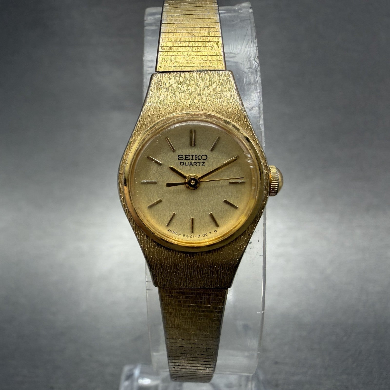 Seiko Watch Women 17mm Champagne Dial Gold Tone Round 5421-0039 New Battery XF0