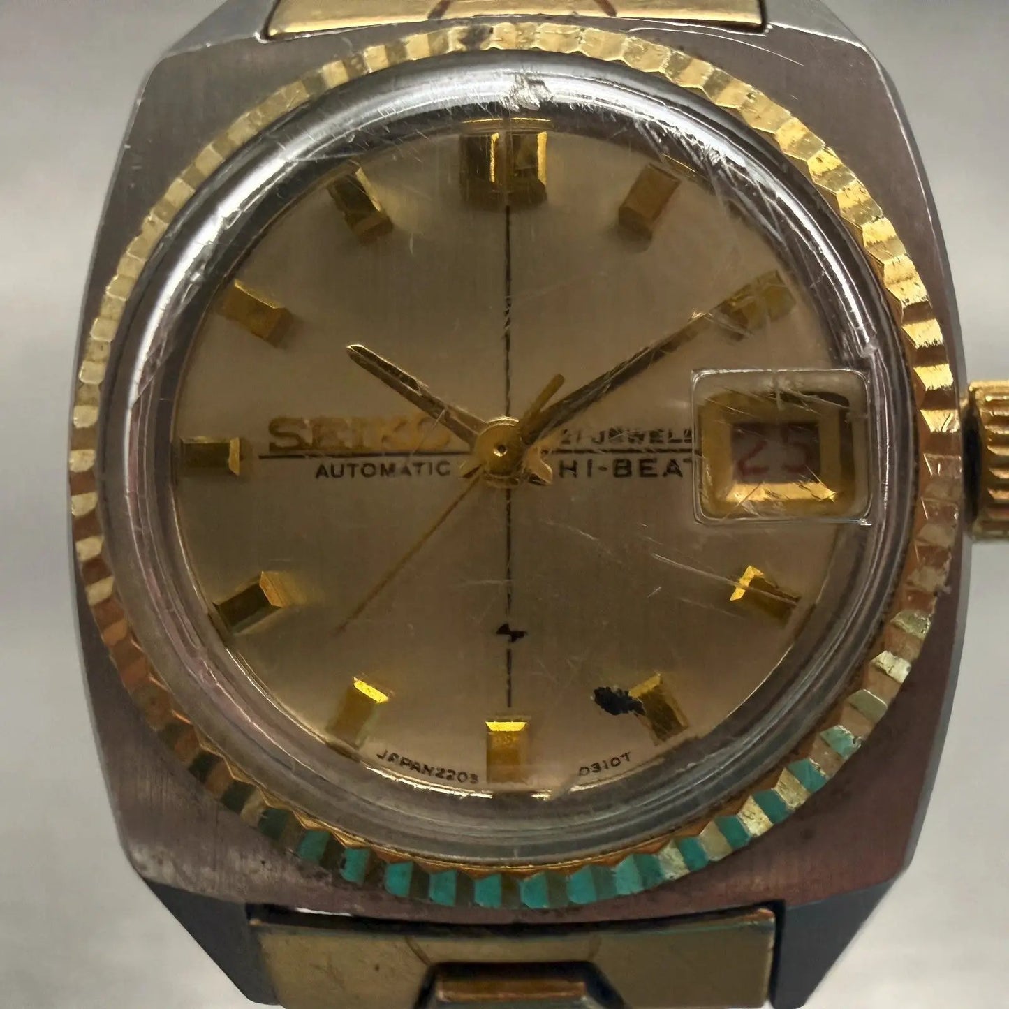 48021989