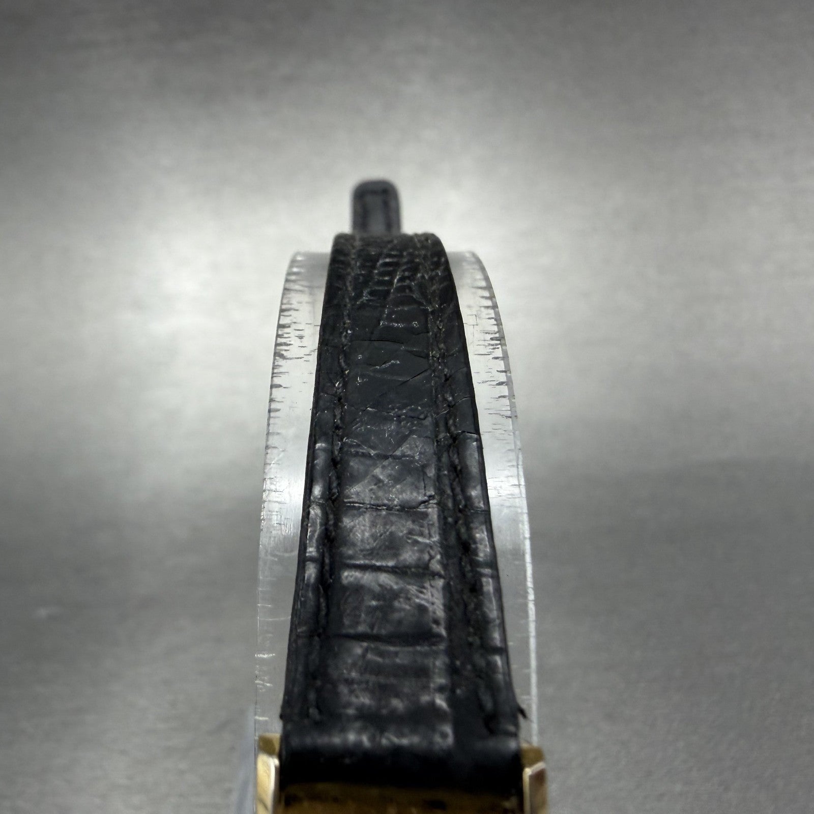 Citizen CQ tank Watch Women 14mm Black Dial Gold Tone 2250-K00535 New Battery4