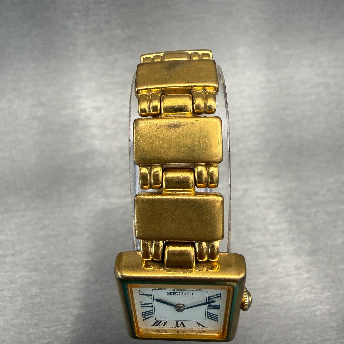 Seiko Watch Women 19mm White Dial Gold Tone Square V400-6280 New Battery4