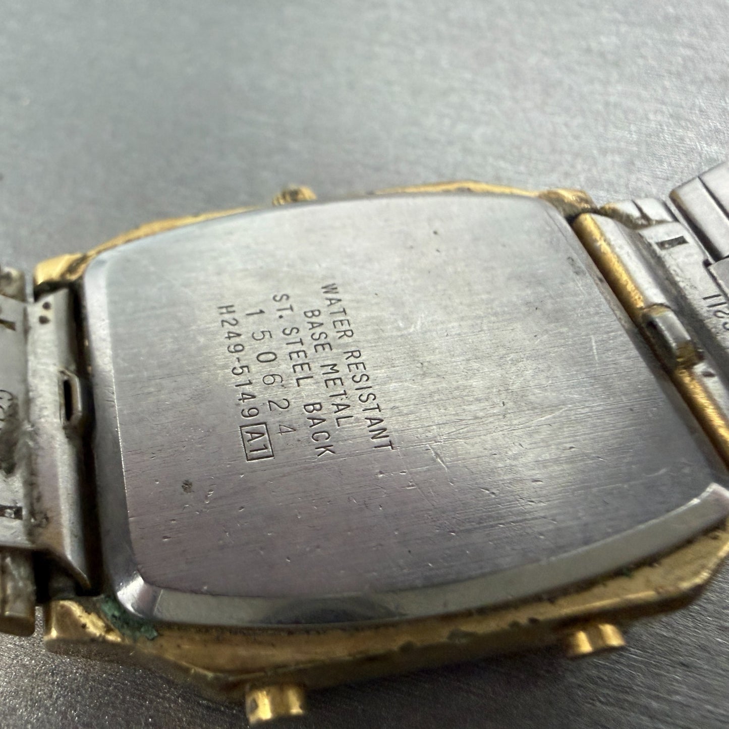Seiko Analog Digital Watch Men 29mm Alarm Chrono Gold Tone H249-5149 PARTS10