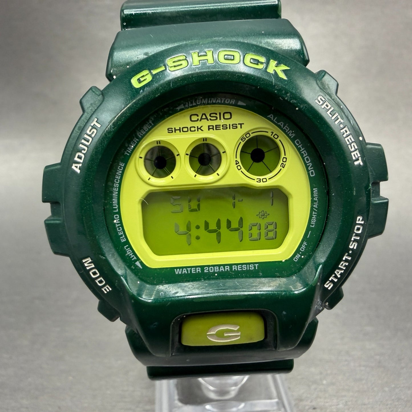 Casio G-Shock DW-6900CC Watch Men 50mm Digital LCD Green  Alarm Chrono New Batte6