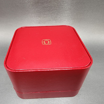 Omega Presentation Watch Box Red Leather Rectangle Vintage Single Watch Booklet4