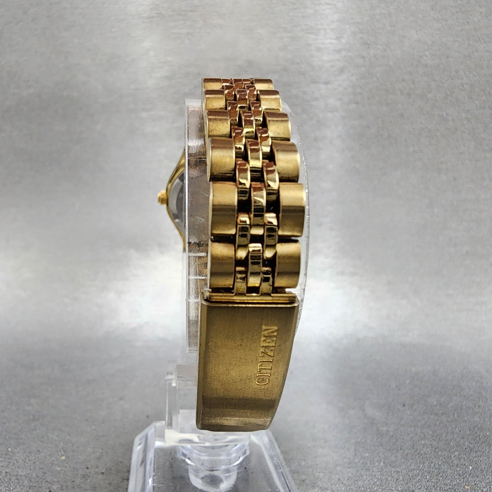 Citizen CQ Watch Women 25mm Champagne Dial Gold Tone Daydate 1002R15101 NewBat7