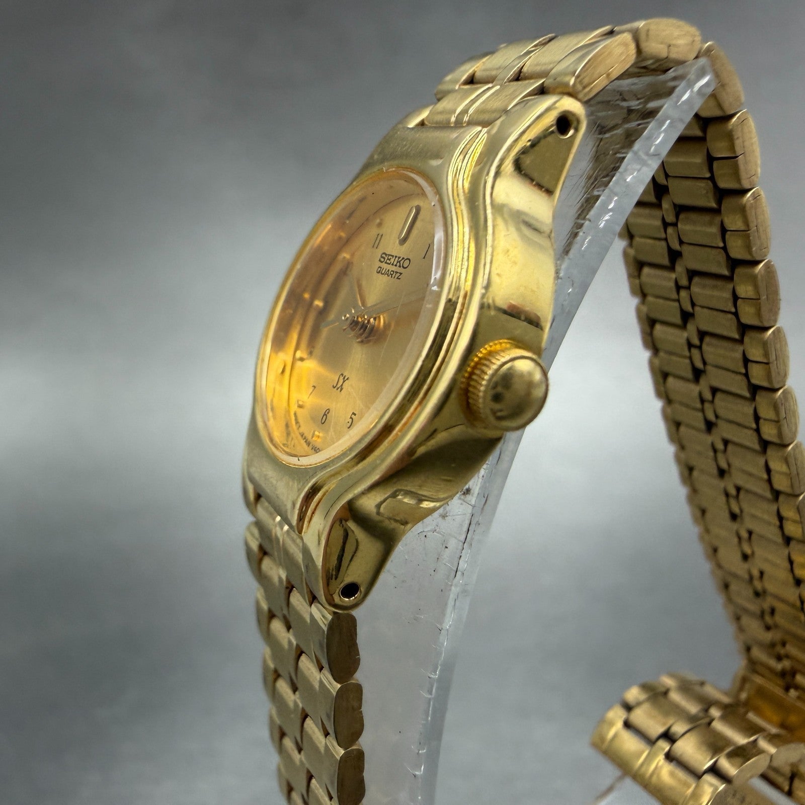 Seiko SX Watch Women 19mm Champagne Dial Gold Tone Round V401-0281 New Battery 42