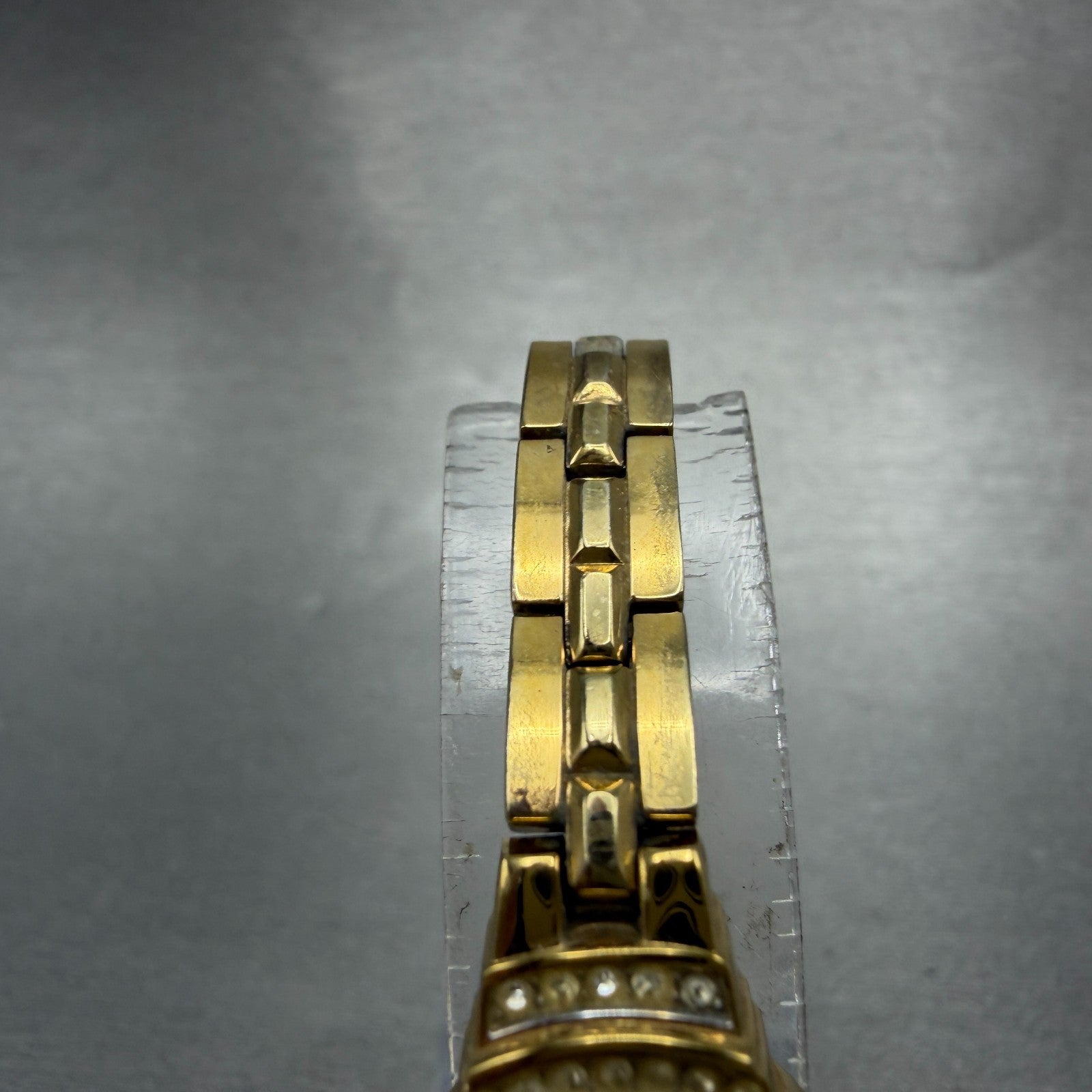 Elgin II Watch Women 17mm MOP Dial Gold Tone Oval ELL14 New Battery Crystals4