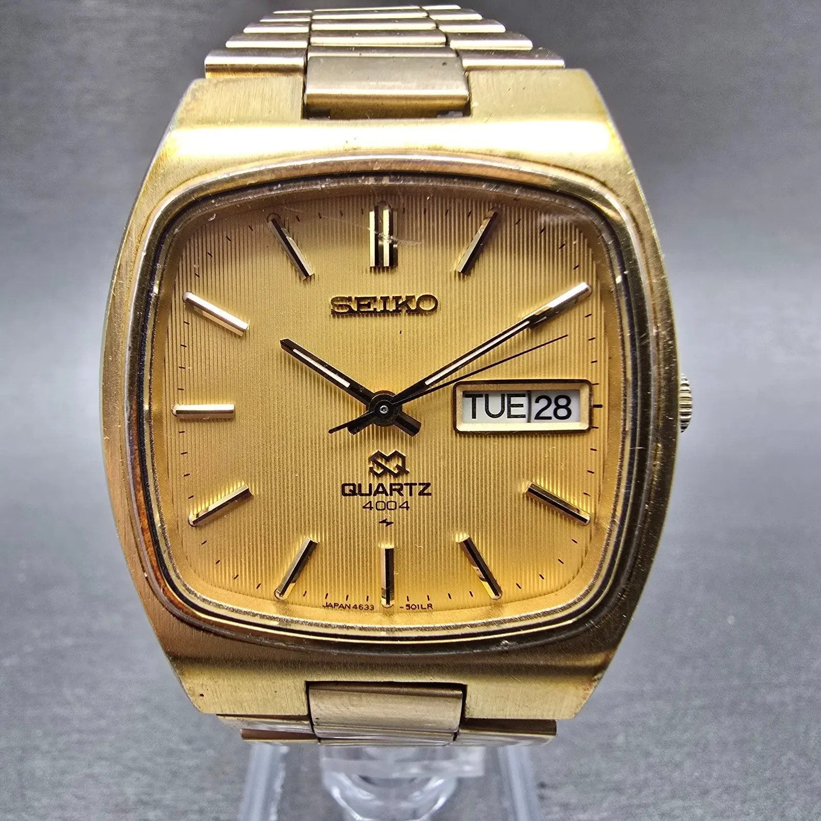 Seiko SQ Watch Men 36mm Champagne Dial Gold Tone Dydate 4633-5019 New Battery0