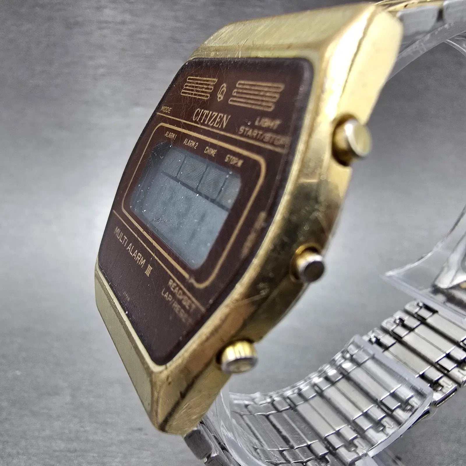 Citizen Watch Men 34mm Gold Digital Alarm Chronograph 4-098609 New Battery VTG2