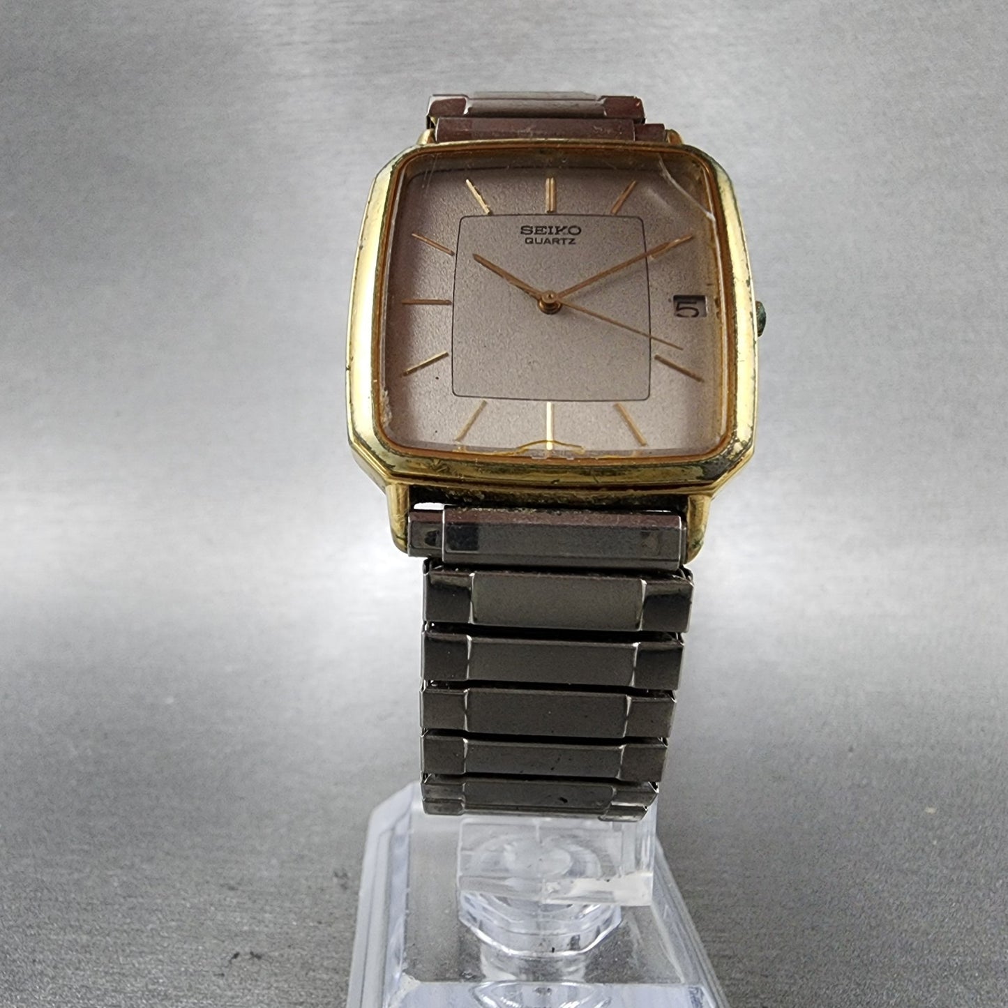 Seiko Tank Watch Men 29mm Silver Dial Two Tone Date 74325030 New Battery5