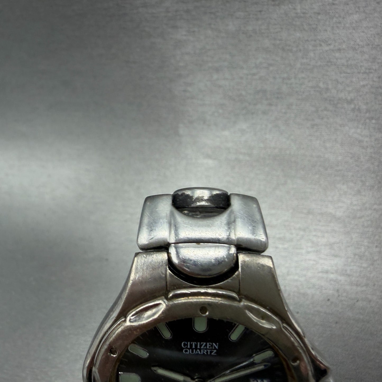 Citizen Watch Men 36mm Gray Dial Silver Tone Date Round 1112-S68113 PARTS VTG5