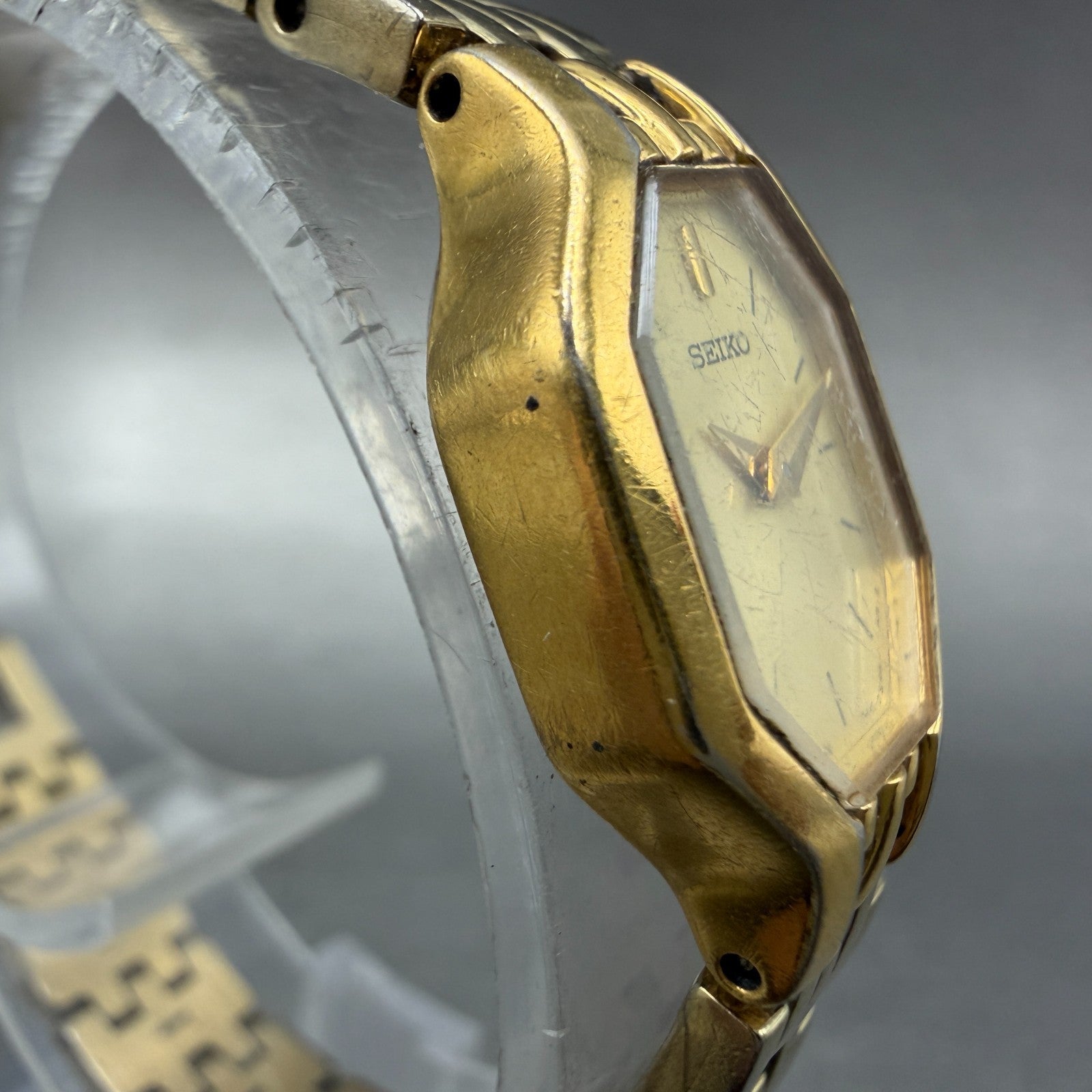 Seiko Watch Women 16mm Champagne Dial Gold Tone Octagon 1N00-0GT0 New Battery3