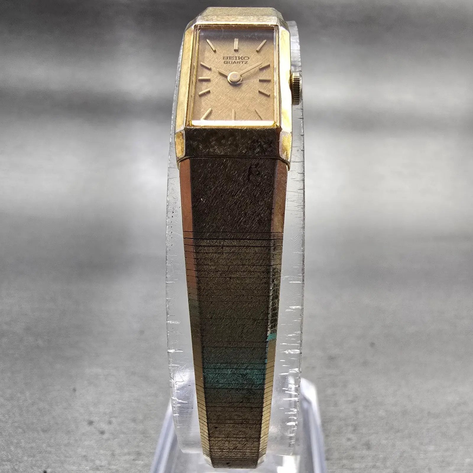 Seiko Watch Women 12mm Gold Dial Gold Tone Rectangle 2E20-5029 New Battery VTG5