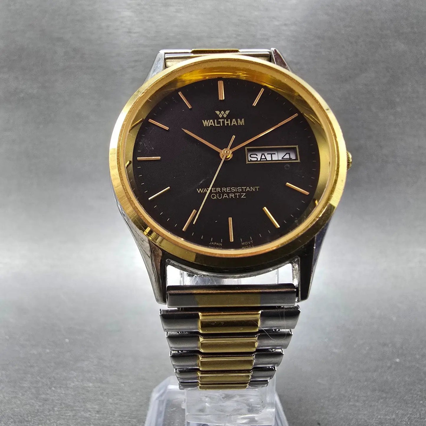 Waltham Watch Men 36mm Black Dial Two Tone Daydate Round New Battery Vintage DF5