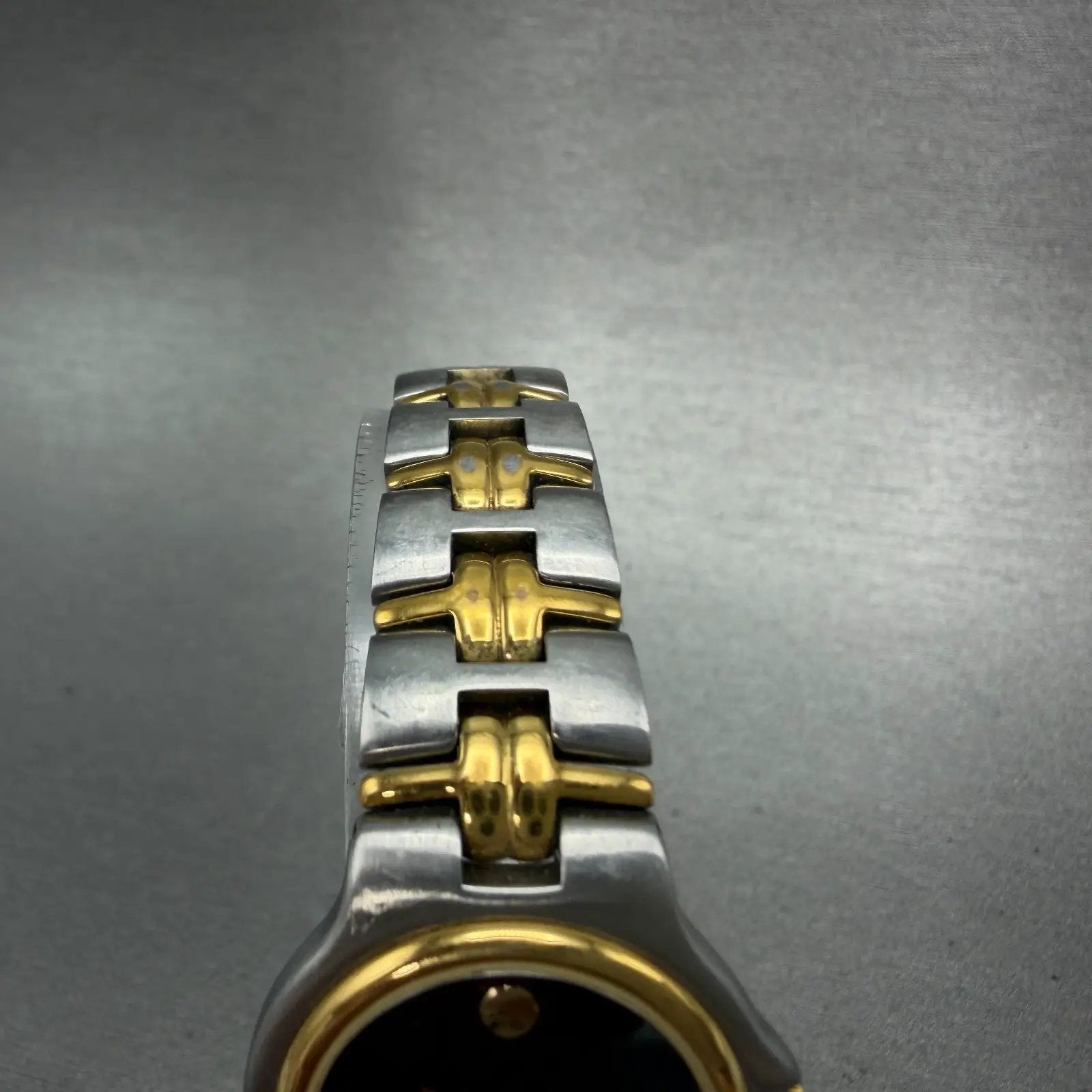 47930944