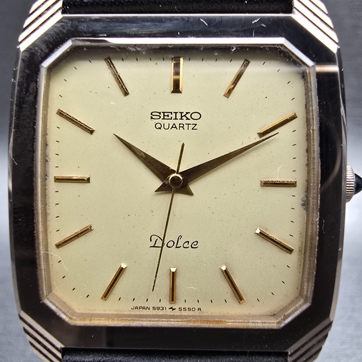 Seiko Dolce Watch Men 29mm Champagne Dial Gold Tone Rectangle 5931-5430 New Batt1