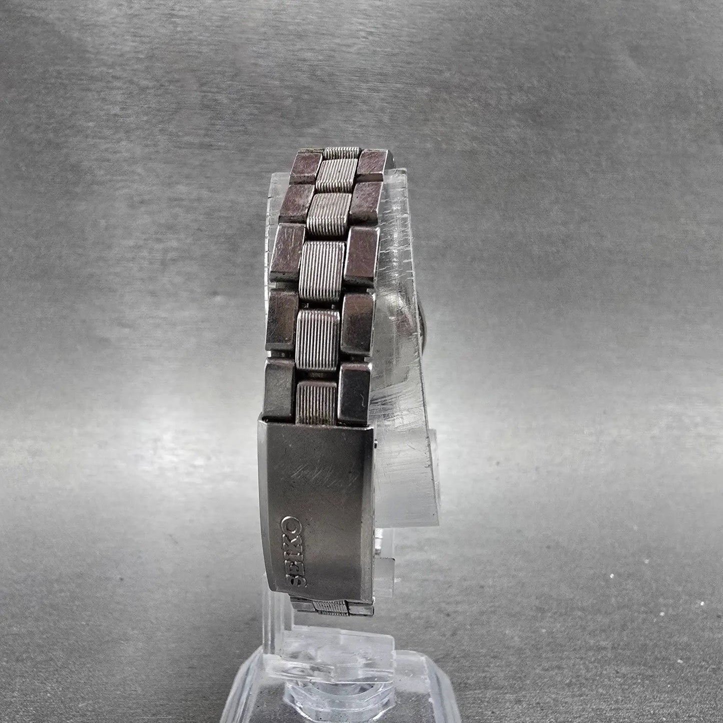 Seiko Automatic Watch Women 24mm Purple Dial Silver Tone Date 2205-0679 Runs VTG8