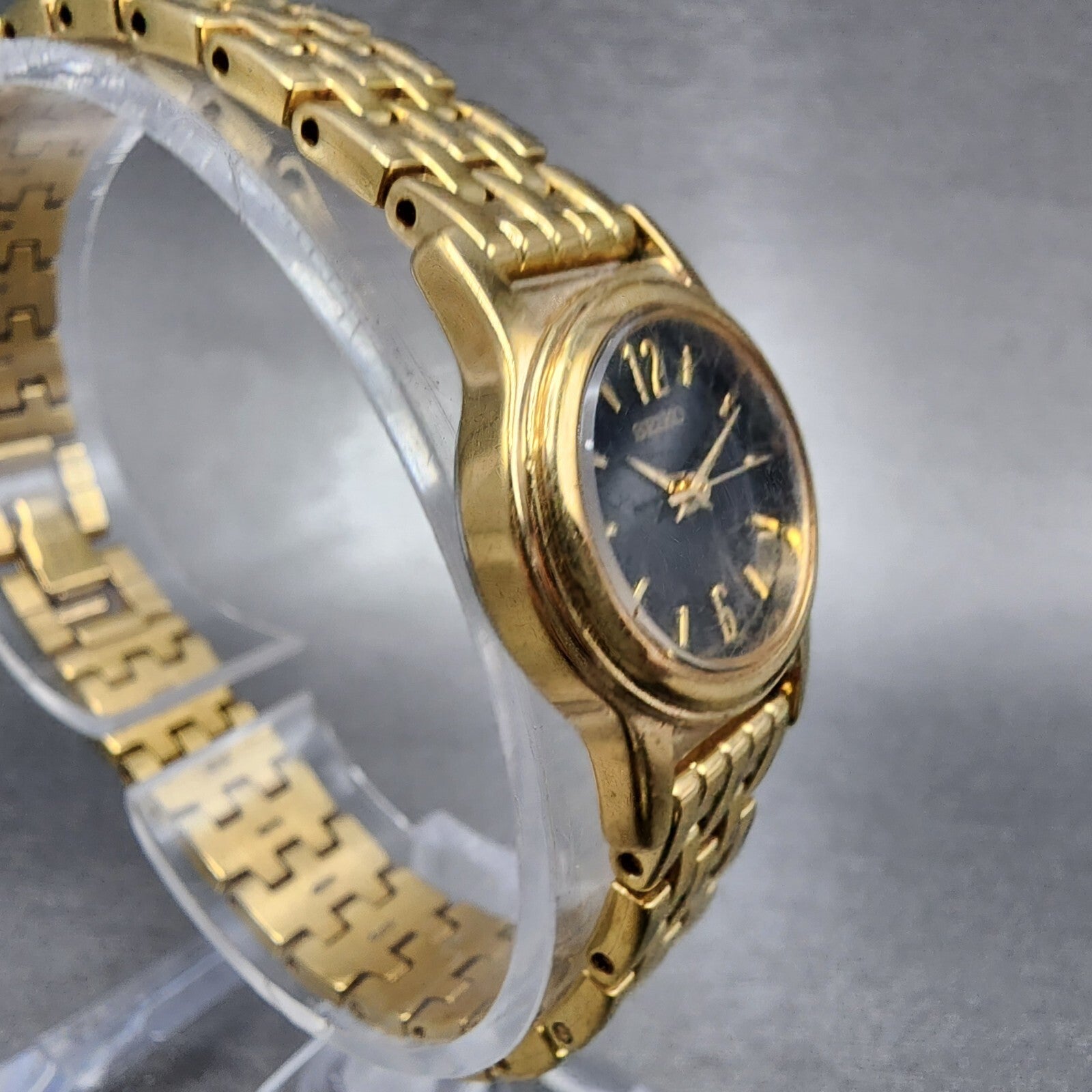 VTG Seiko Watch Women 19mm Black Dial Gold Tone Round 1N010GD0 New Battery3