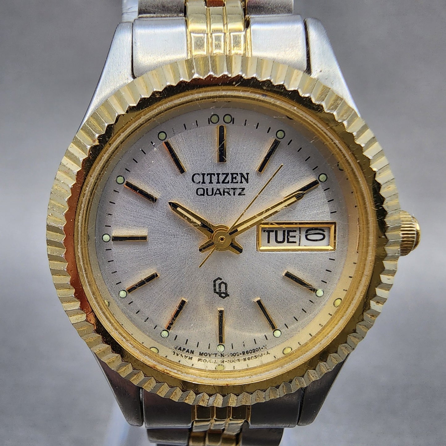 Citizen CQ Watch Women 25mm Silver Dial Two Tone Daydate 1002r15119 New Battery1