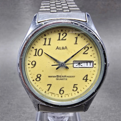 Seiko Alba Watch Men 34mm Luminous Dial Silver Tone Daydate V743-7A00 PARTS VTG0