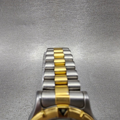 Adidas Adventure Dive Watch Women 29mm Gold Dial Two Tone Date Round New Battery4