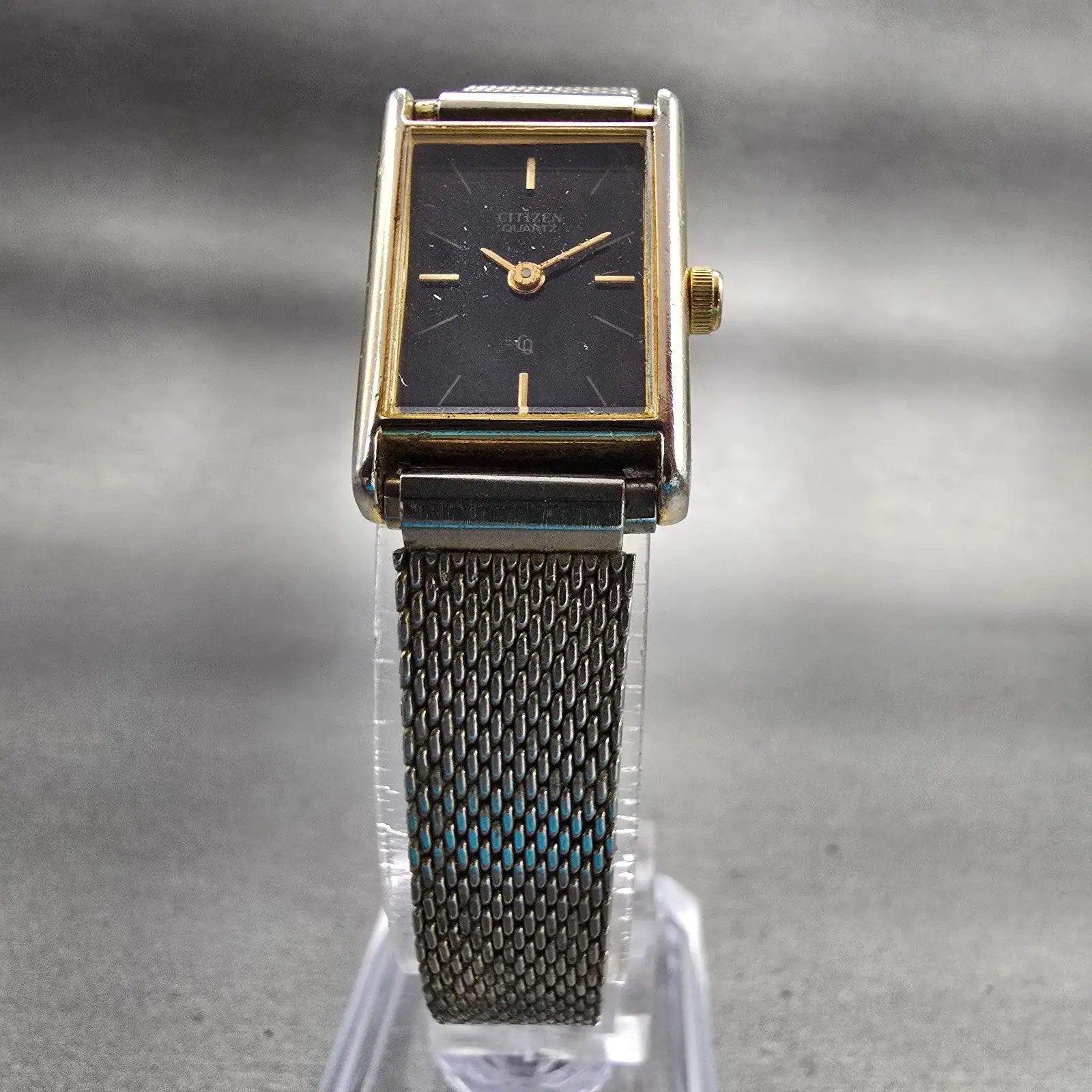 Citizen CQ Watch Women 17mm Black Dial Gold Tone Rectangle 3220-945174 New Batt5