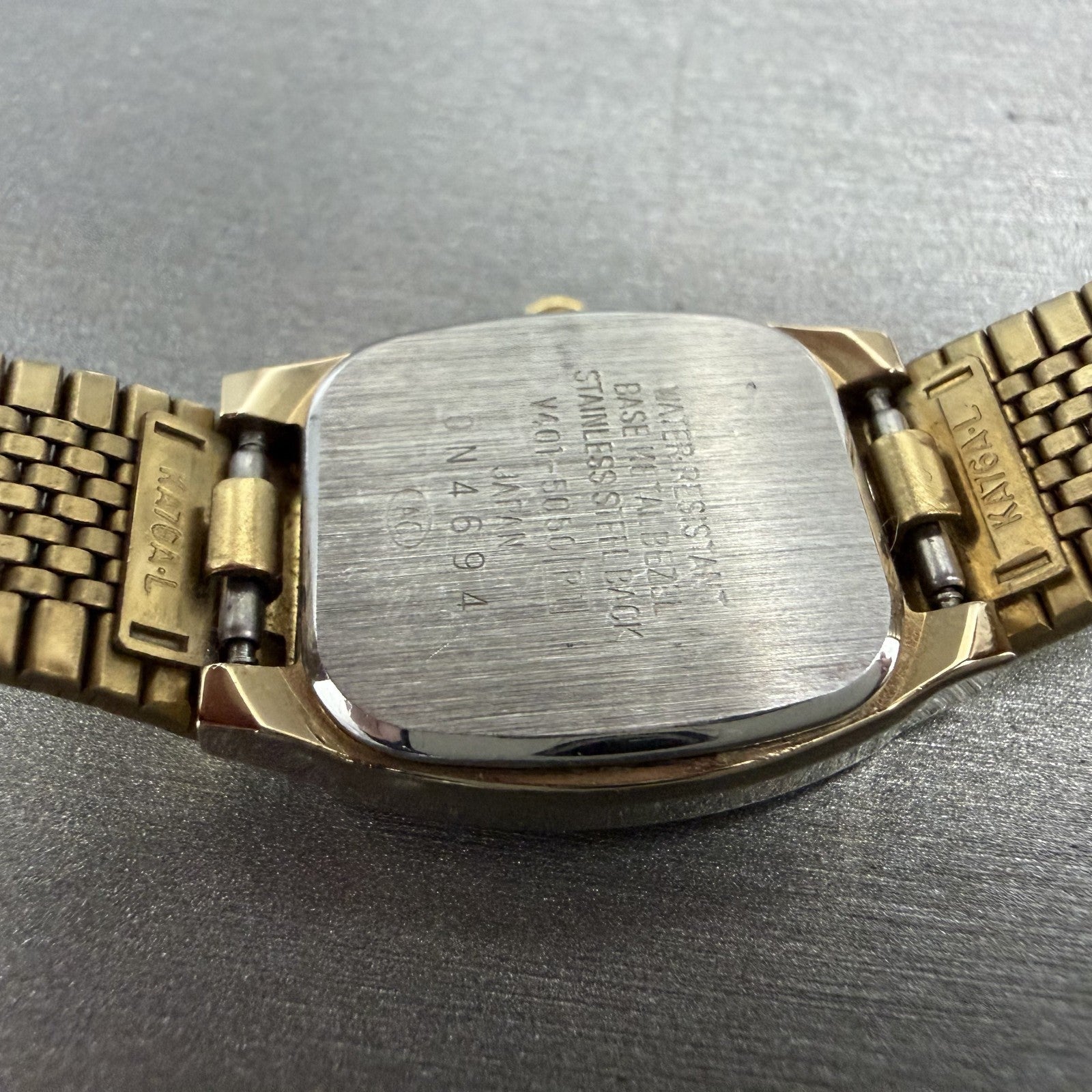 Seiko Alba Estate Tank Watch Women 21mm Champagne Dial Gold Tone New Battery9
